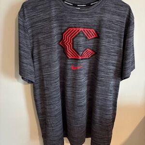 Nike Men's Cincinnati Red’s Logo Tee Dri fit xl city connect baseball shirt